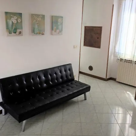 Locazione Turistica Daniela 公寓 *